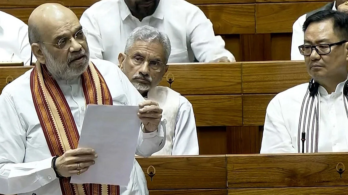 पीआईबी के बयान से पहलगाम के आतंकवादियों की पहचान शक के घेरे में!