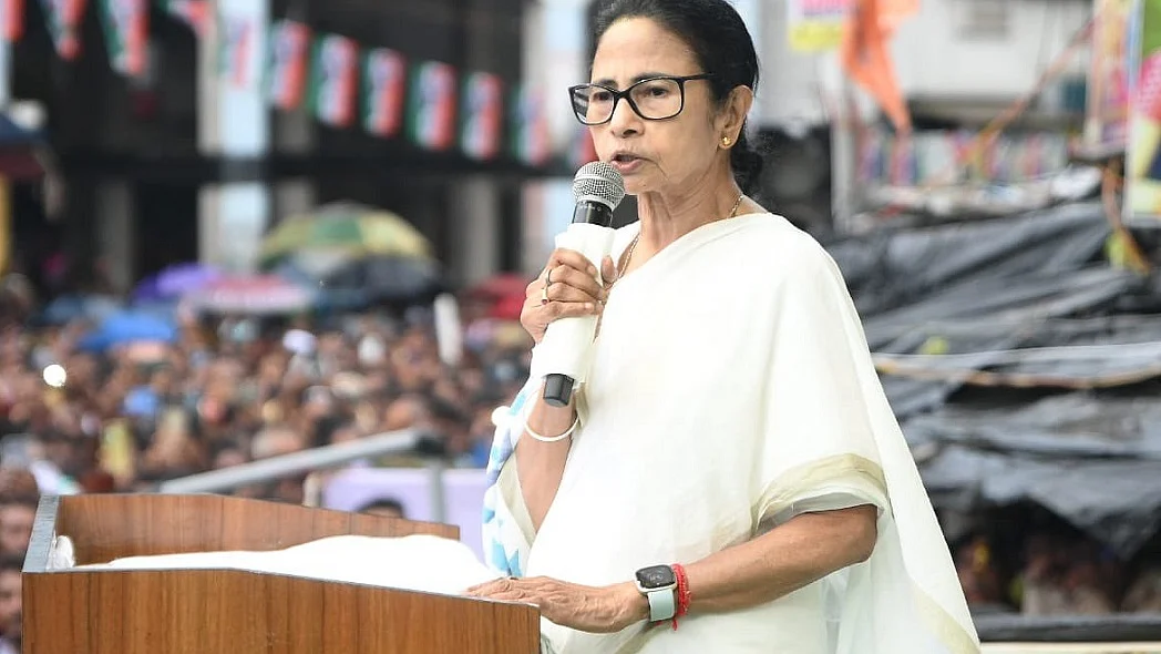 फोटोः @AITCofficial