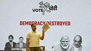 'देश में वोट की हो रही चोरी’, राहुल गांधी ने 'सबूतों के साथ' किया दावा, चुनाव आयोग पर लगाए गंभीर आरोप