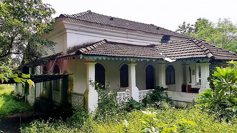 गोवा में भी बड़े पैमाने पर हेराफेरी! बार, खाली इमारतों और छोटे घरों में दर्ज सैकड़ों फर्जी वोटर