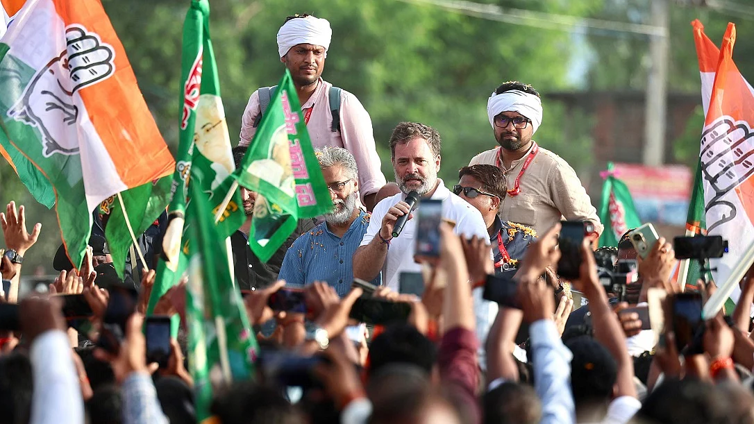 वोटर अधिकार यात्राः राहुल गांधी ने SIR को 'वोट चोरी' का नया हथियार बताया, बोले- रोक कर रहेंगे