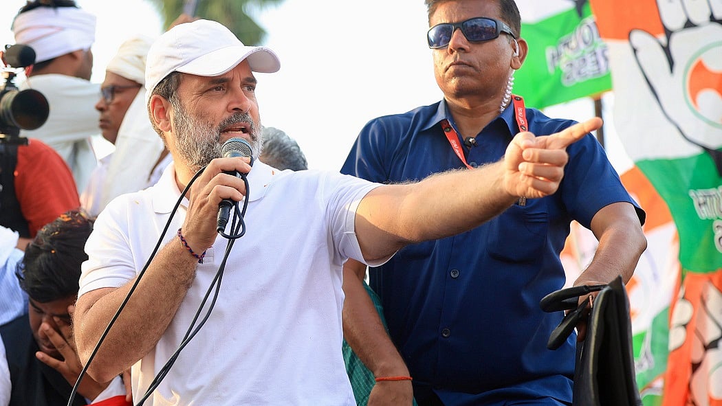 पूर्णिया में राहुल गांधी ने एनडीए सरकार पर निशाना साथा