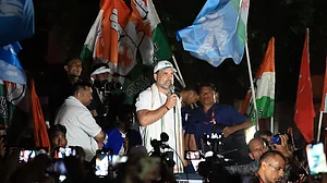 राहुल गांधी ने पीएम मोदी की चुप्पी पर साधा निशाना, बोले- बिहार दौरे के दौरान ‘वोट चोरी’ पर एक शब्द भी नहीं कहा