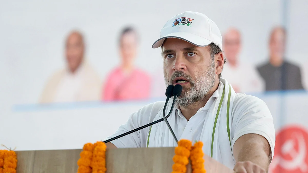 ‘वोटर अधिकार यात्रा’ के दौरान मुजफ्फरपुर में एक सभा को संबोधित करते हुए राहुल गांधी
