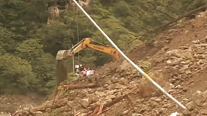 हिमाचल: मनाली-लेह NH 3 पर बहाली का काम तेज, BRO की टीम मलबा हटाने में जुटी, रोहतांग पास से ट्रैफिक डायवर्ट