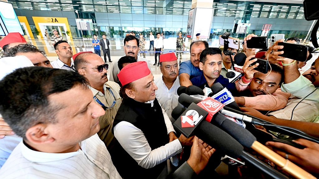 फोटो: @yadavakhilesh