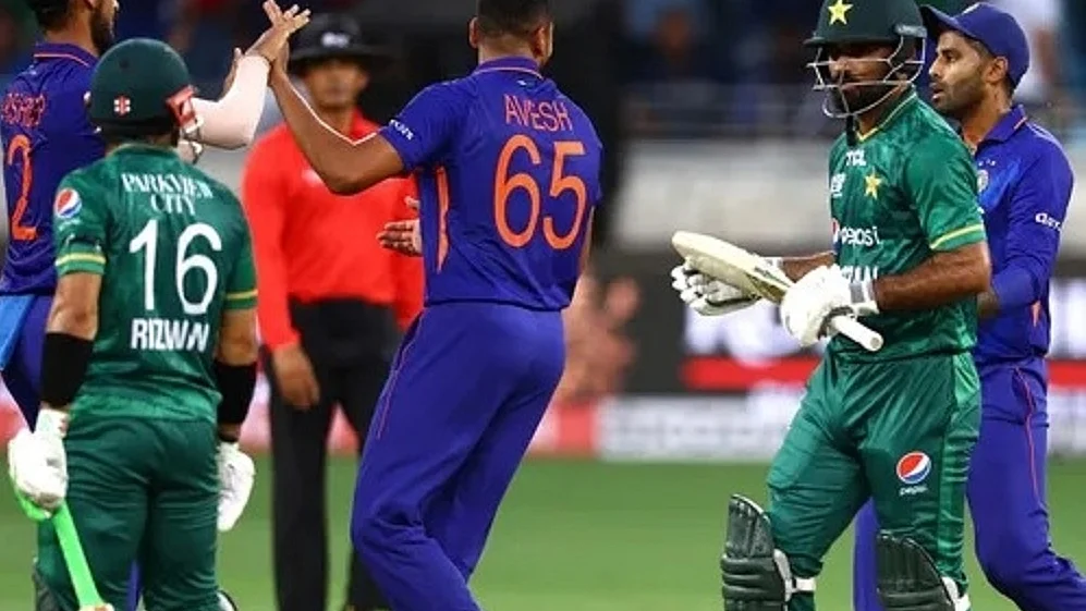 एशिया कप 2025ः भीषण गर्मी के कारण बदली मैच टाइमिंग, आधे घंटे देरी से शुरू होंगे मुकाबले