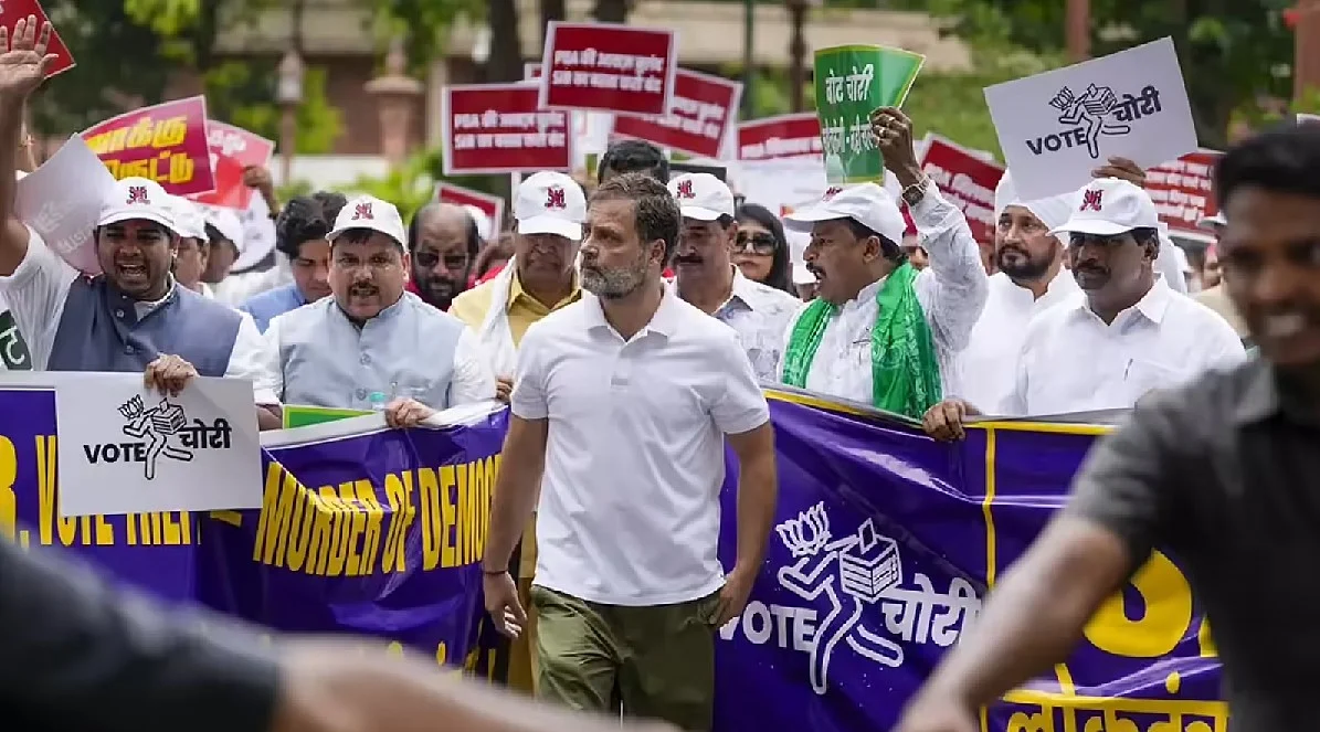 बिहार एसआईआर : किसने चुराया वोट?