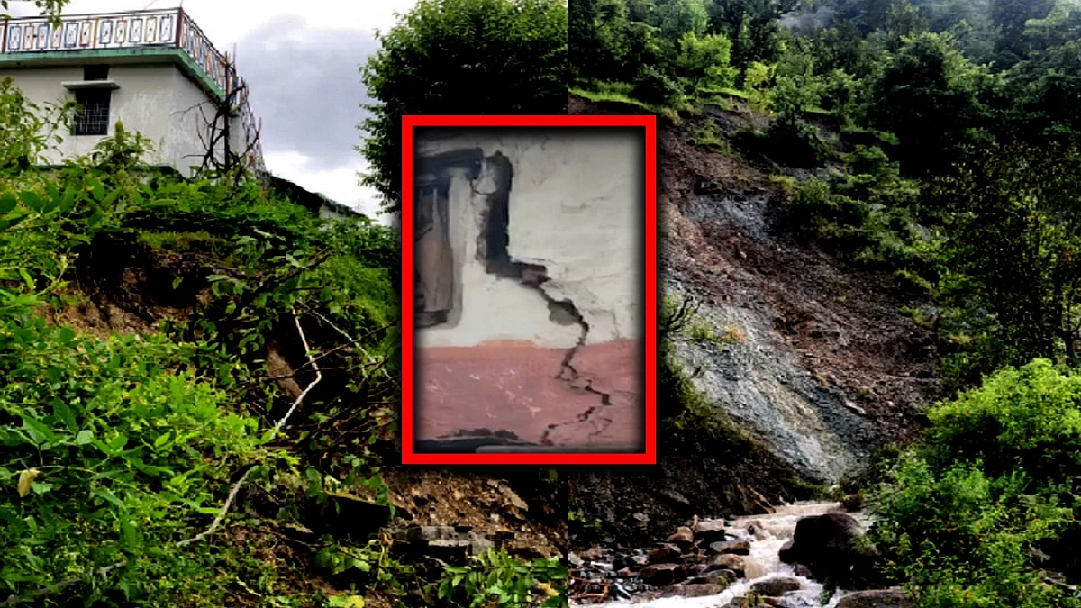 रुद्रप्रयाग के सिंद्रवाणी तल्ली गांव में तबाही की तस्वीरें (फोटो- नवजीवन)