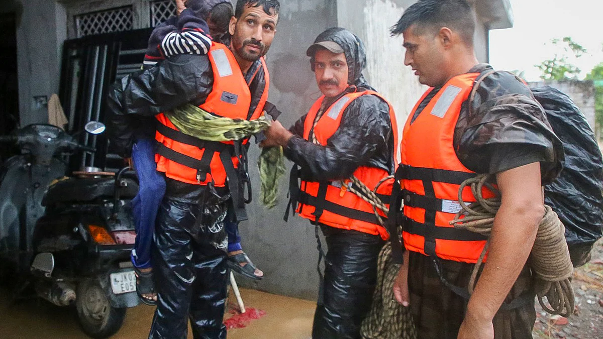 जम्मू-कश्मीर के किश्तवाड़ में भूस्खलन के कारण 5 घायल