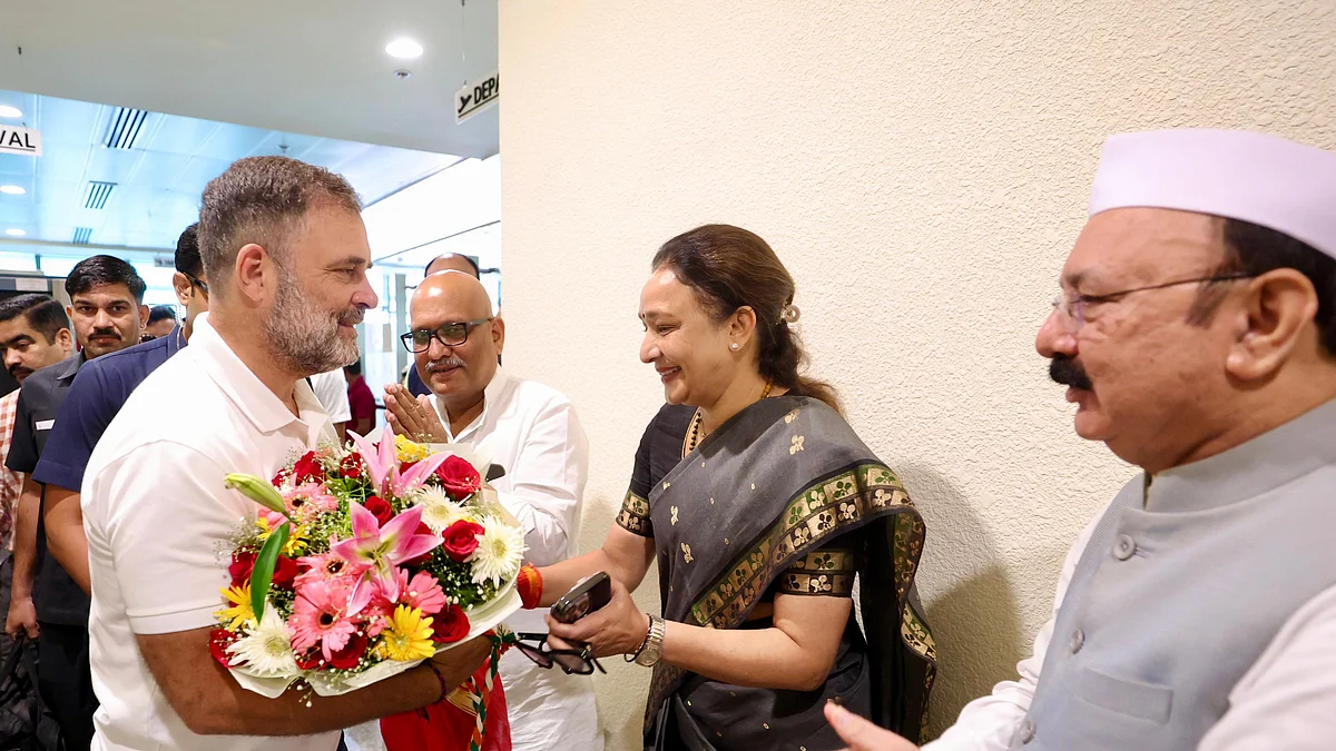 राहुल गांधी का जोरदार स्वागत।