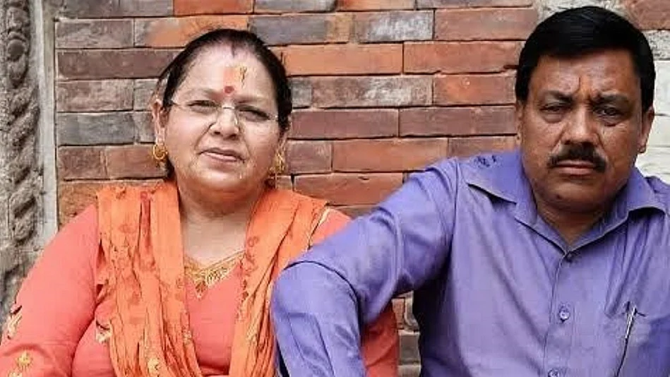 नेपाल के पशुपतिनाथ मंदिर में दर्शन के लिए गई भारतीय महिला की उपद्रव के दौरान मौत, पति शव लेकर लौटा