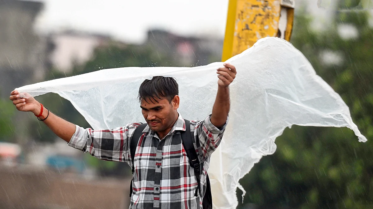 एनसीआर में मौसम ने बदला मिजाज