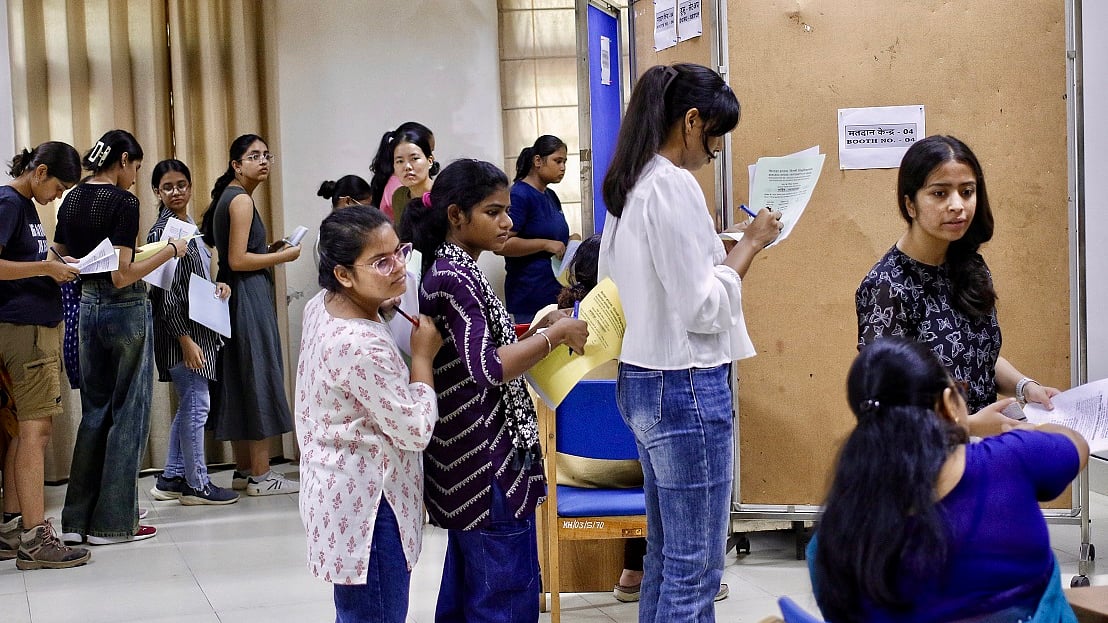 DUSU Elections: ABVP पर धांधली के आरोपों की बीच मतदान संपन्न, शुक्रवार को मतगणना के बाद आएंगे नतीजे