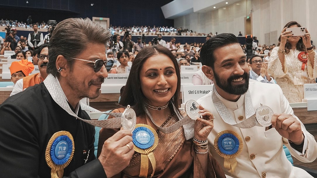 मोहनलाल को दादा साहेब फाल्के और शाहरुख, रानी, मैसी को राष्ट्रीय पुरस्कार से सम्मानित किया गया