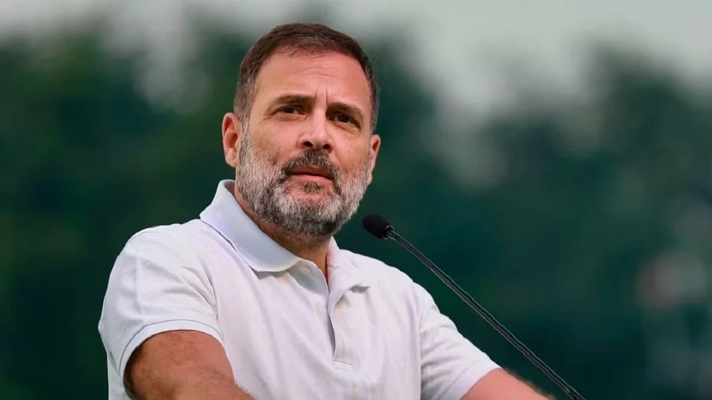 दलितों, गरीबों के लिए बुलडोजर और अडानी के लिए मुफ्त जमीन, यही है गुजरात मॉडल: राहुल गांधी