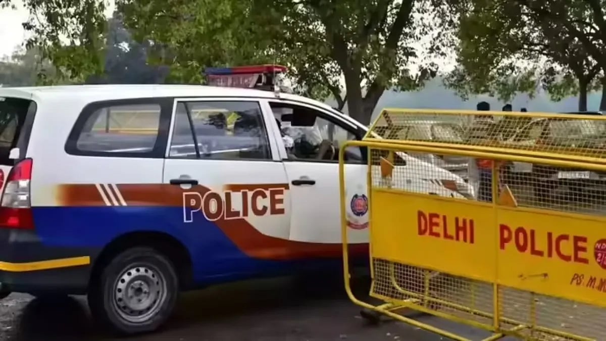 फाइल फोटो: दिल्ली पुलिस वैन