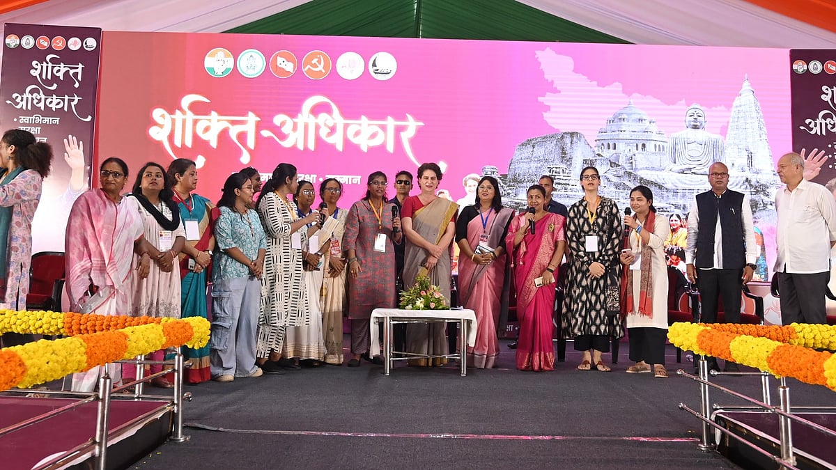 प्रियंका गांधी ने भरोसा दिया कि हम आपके सम्मान के लिए काम करेंगे। 