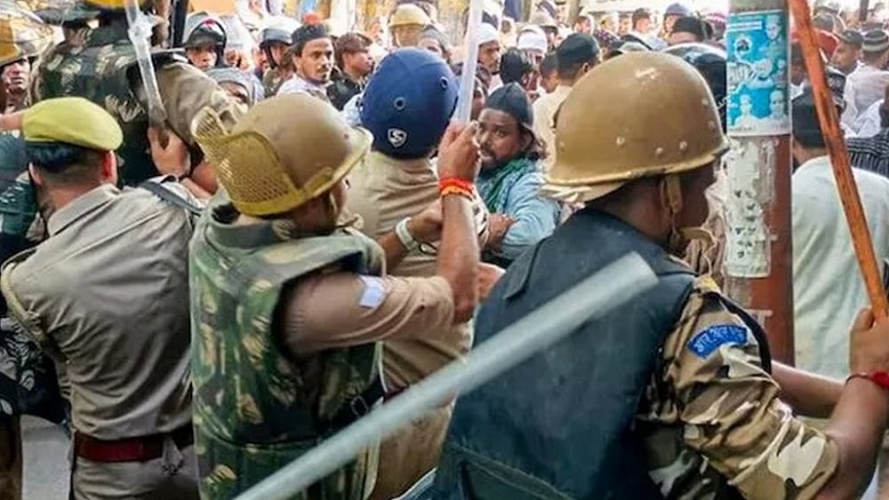 बरेली में आज रात से 48 घंटे के लिए टेलीकॉम सेवाएं निलंबित, नेट-SMS सेवा पूरी तरह बंद रहेंगी