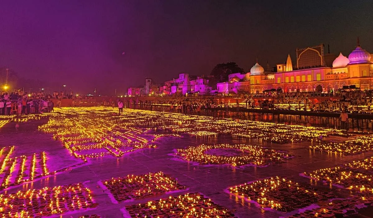 अलग क्यों हैं अयोध्या के दशहरे वाले राम? 