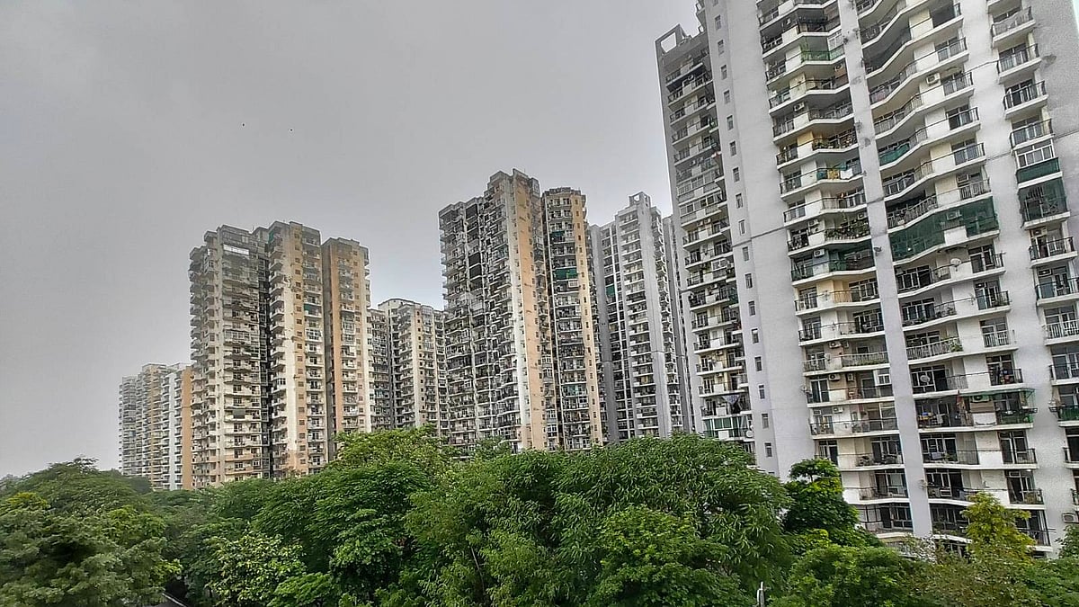 दिल्ली-एनसीआर में बदला मौसम का मिजाज