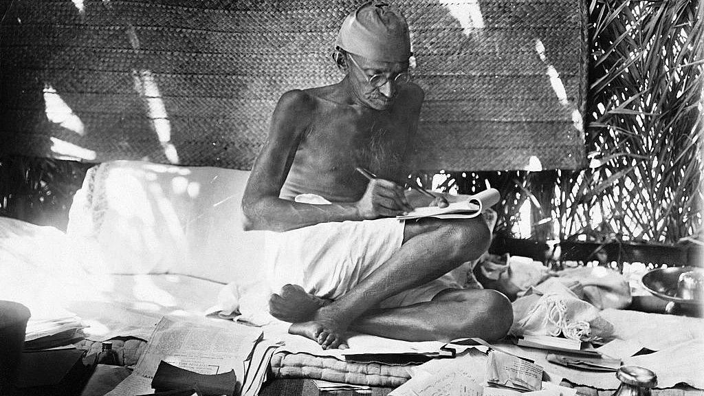 गांधी का स्वराज और एक संगठन के सौ साल