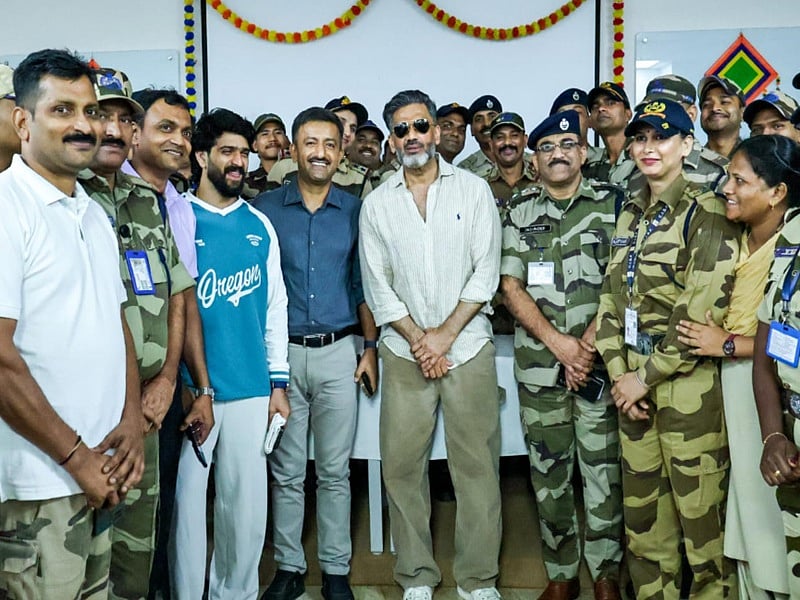 सिनेजीवन: 'मेरी बेटी से मांगी थी अश्लील फोटो...', अक्षय का बड़ा खुलासा और पहले ही दिन ही छा गई 'कांतारा चैप्टर 1'