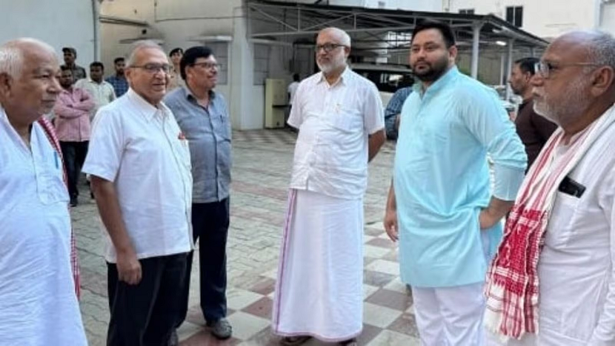 बिहार विधानसभा चुनाव: तेजस्वी यादव से मिले CPI(M) नेता एमए बेबी, चुनाव को लेकर हुई चर्चा