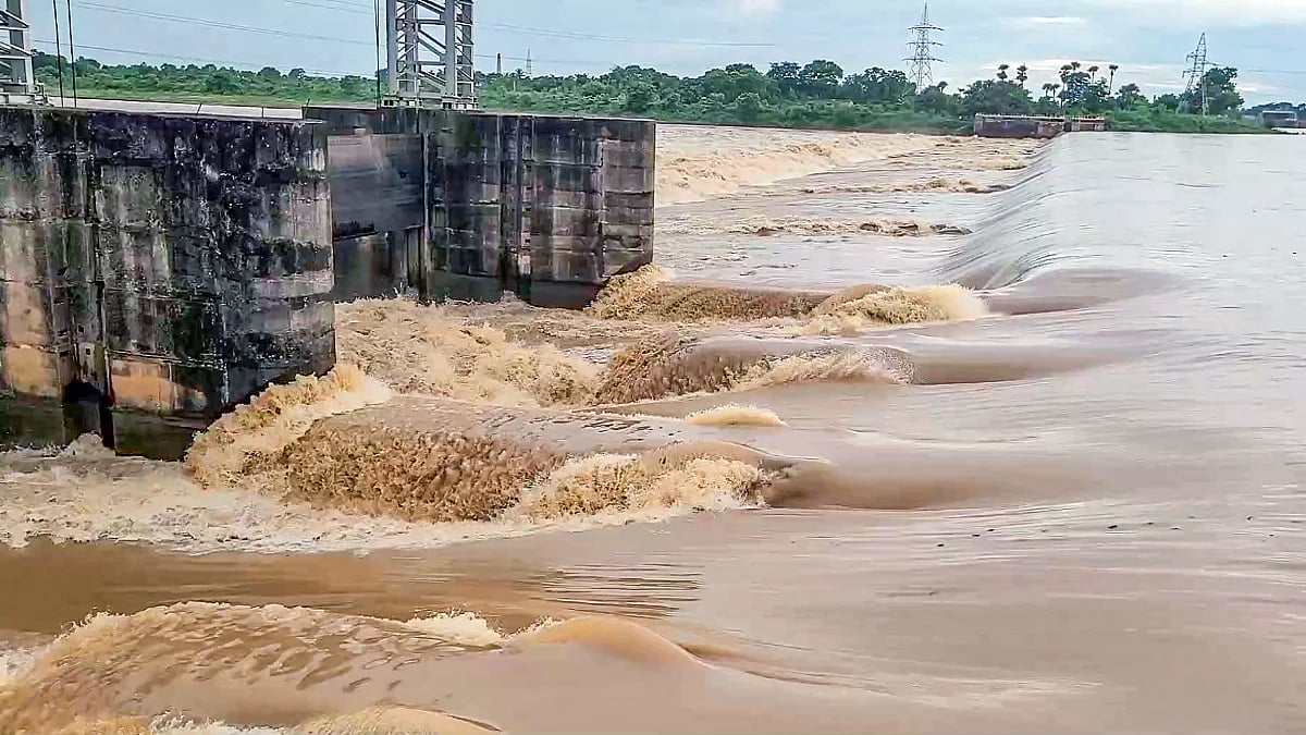 तमिलनाडु: पोन्नई नदी के किनारे बाढ़ की चेतावनी, आंध्र प्रदेश के कलावगुंटा बांध से पानी छोड़े जाने के बाद अलर्ट