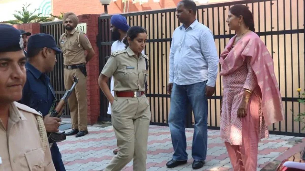 IPS Suicide Case: हरियाणा में बढ़ा विरोध, नगर पालिका कर्मचारी संघ करेगा प्रदर्शन, सरकार ने जारी किया अलर्ट