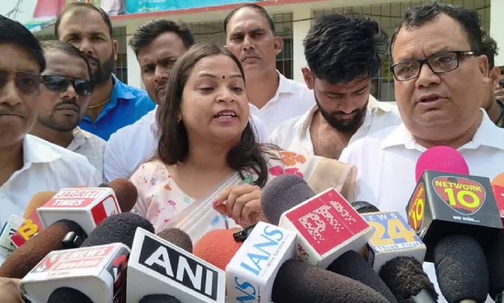 बिहार चुनावः मोहनिया से RJD प्रत्याशी श्वेता सुमन का नामांकन रद्द, BJP पर साजिश का लगाया आरोप, कोर्ट जाने का एलान