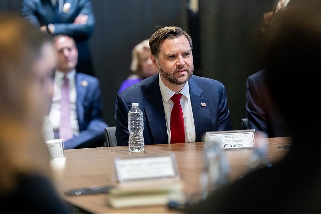 अमेरिकी उपराष्ट्रपति ने वेस्ट बैंक के विलय पर इजरायली संसद में वोटिंग की आलोचना की, बताया मूर्खतापूर्ण