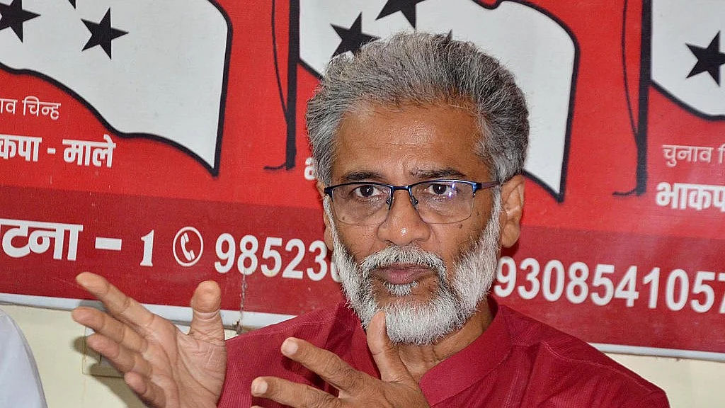 मीडिया में चर्चा भले ही कुछ हो, लेकिन हकीकत में घमासान तो एनडीए में मचा है: दीपांकर भट्टाचार्य