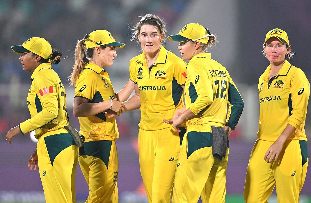 महिला विश्व कपः इंदौर में ऑस्ट्रेलियाई खिलाड़ियों के साथ छेड़छाड़, BCCI ने जताया खेद, बताया दुर्भाग्यपूर्ण