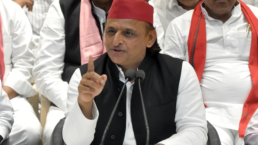 अखिलेश यादव ने खाद संकट पर निशाना साधा, बोले- बीजेपी सरकार ने किसानों को 'बर्बाद' कर दिया है