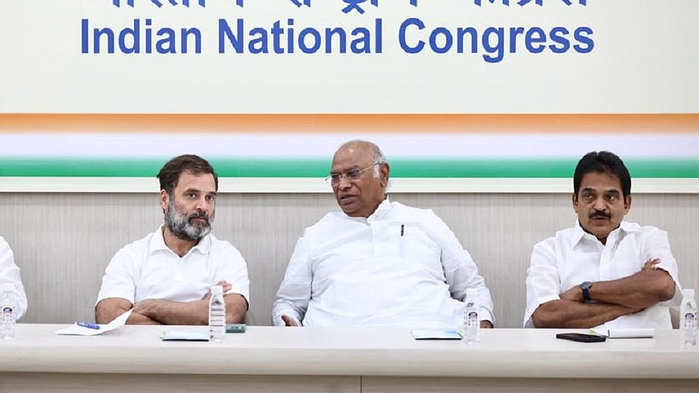 12 राज्यों में होने वाला SIR लोकतंत्र के खिलाफ एक साजिश, जनता के अधिकारों को छीनने का षड्यंत्रः कांग्रेस