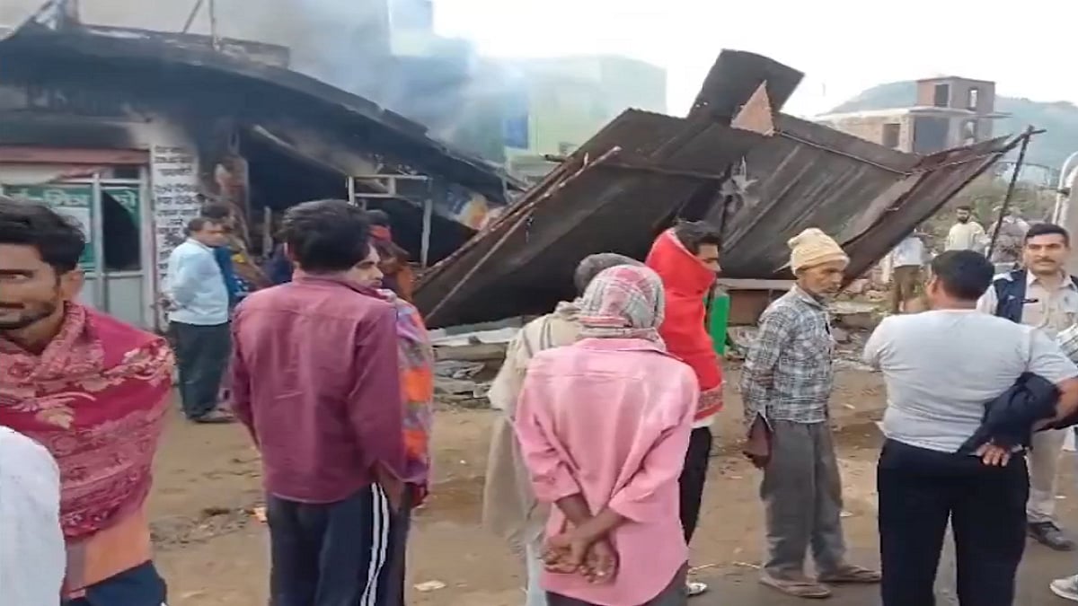 राजस्थान: झुंझुनूं में हार्डवेयर की दुकान में जोरदार धमाके के बाद लगी आग, दुकानदार की मौत, जांच में जुटी पुलिस