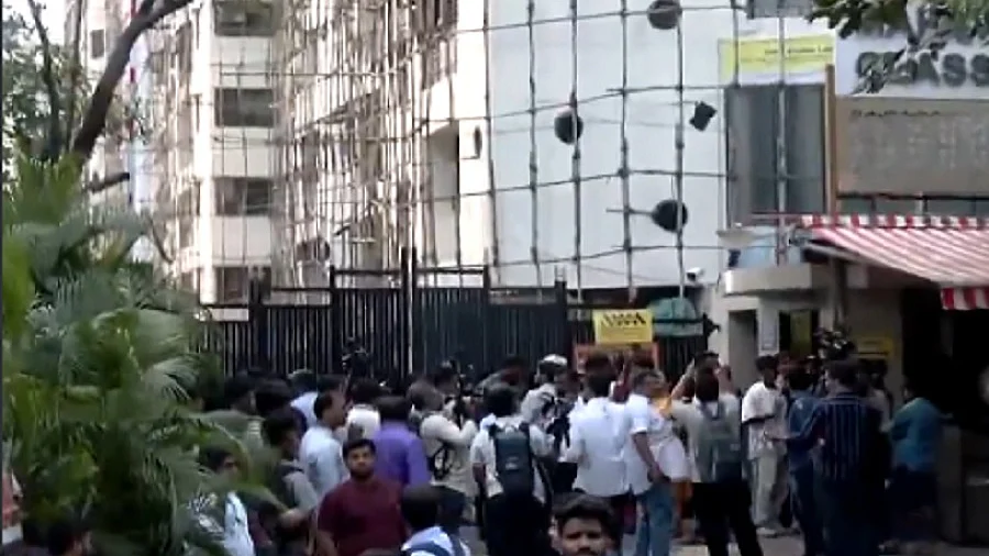 मुंबई के एक स्टूडियो में व्यक्ति ने 17 बच्चों को बंधक बनाया, पुलिस ने मुक्त कराया, आरोपी पकड़ा गया