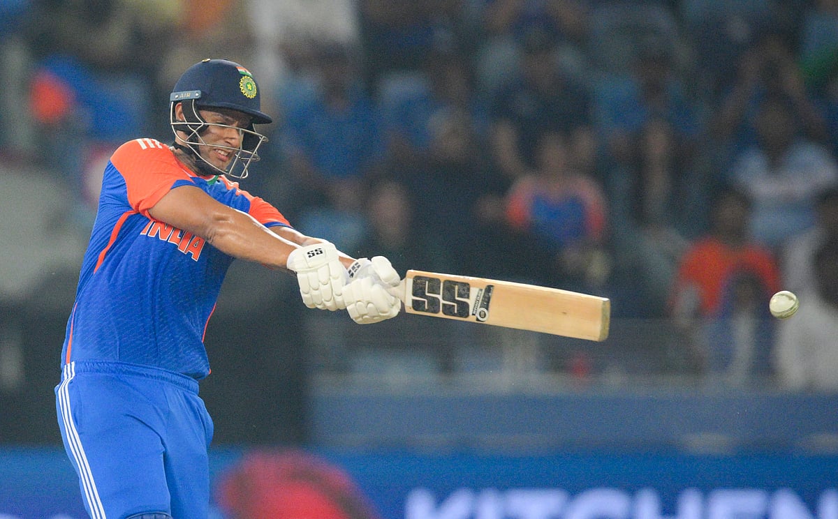 खेल: मेलबर्न में भारत की हार के साथ ही टूट गया शिवम दुबे का 'अजेय' रिकॉर्ड और बतौर कप्तान मिचेल मार्श ने जीता 19वां टॉस