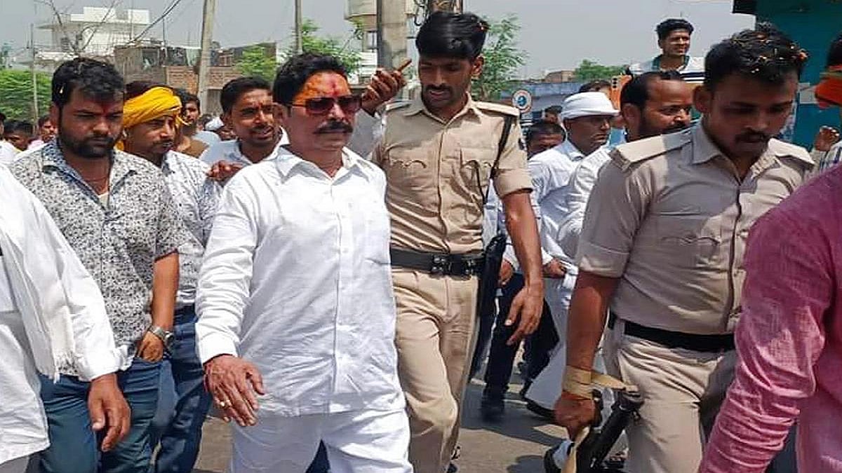 जेडीयू प्रत्याशी अनंत सिंह गिरफ्तार।