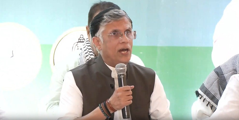 बिहार: अनंत सिंह गिरफ्तारी पर पवन खेड़ा का बड़ा हमला, कहा- गुंडाराज खत्म करने को जनता तैयार