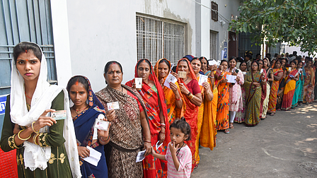 तक 60.13 प्रतिशत मतदान, मीनापुर सीट पर सबसे अधिक वोटिंग