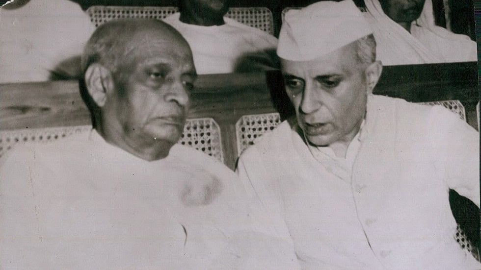 कश्मीर और पटेल-नेहरू का कु-प्रचारित मतभेद, ‘संपूर्ण राजनीति विज्ञान’ के छात्र का गढ़ा इतिहास का पाठ