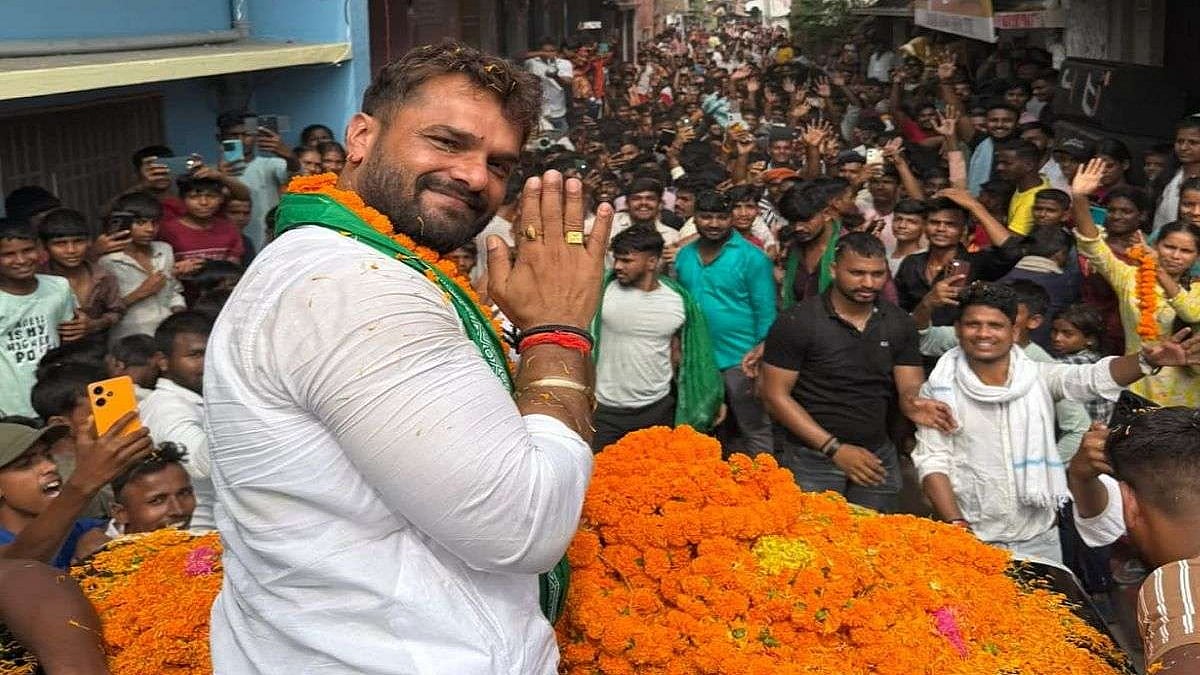 'बोल दें कि कल फैक्ट्री लगेगी तो मैं चुनाव नहीं लड़ूंगा', खेसारी ने पवन सिंह, मनोज तिवारी और निरहुआ को दिया करारा जवाब 