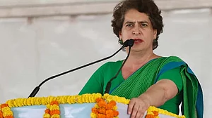 ‘मोदी साम्राज्य’ के खिलाफ कांग्रेस वही लड़ाई लड़ रही है जो बापू ने अंग्रेजों से लड़ी थी: प्रियंका गांधी