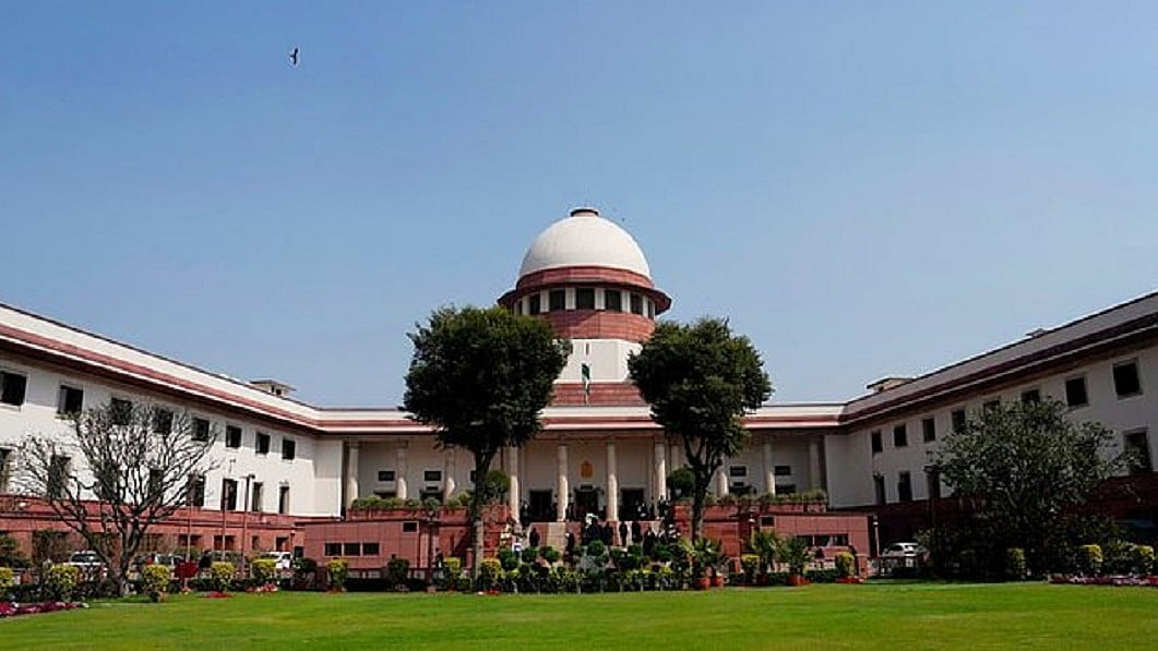 SIR: सुप्रीम कोर्ट ने प्रक्रिया के खिलाफ DMK, TMC की याचिकाओं पर निर्वाचन आयोग से मांगा जवाब, दिए कई निर्देश