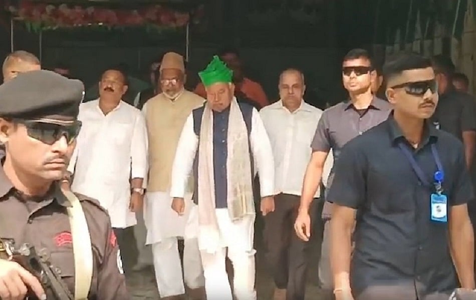 मतदान खत्म होने के बाद भगवान की शरण में नीतीश कुमार, हाईकोर्ट मजार पर भी पहुंचे