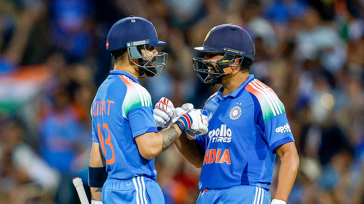 बीसीसीआई ने रोहित-कोहली को घरेलू मैचों में खेलने का दिया निर्देश