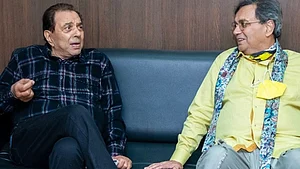 सिनेजीवन: सुभाष घई ने की धर्मेंद्र के जल्द स्वस्थ होने की कामना और फेक न्यूज पर भड़के राकेश बेदी