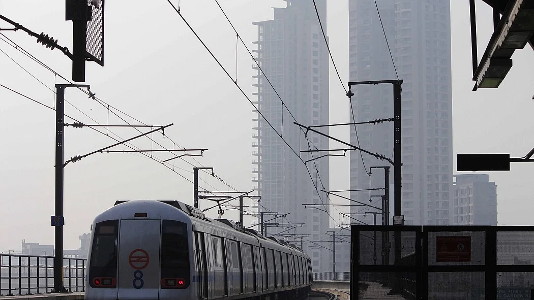 दिल्ली ब्लास्ट के पांच दिन बाद लाल किला मेट्रो स्टेशन के गेट 2 और 3 फिर से खुले, डीएमआरसी ने दी जानकारी